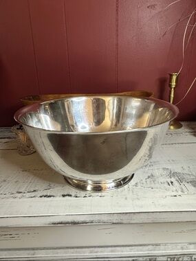 Vintage Reproduction Wm. A. Rogers Silver-Plate Serving Bowl